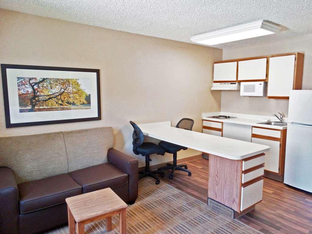 Extended Stay America Suites - Boston - Peabody Room photo